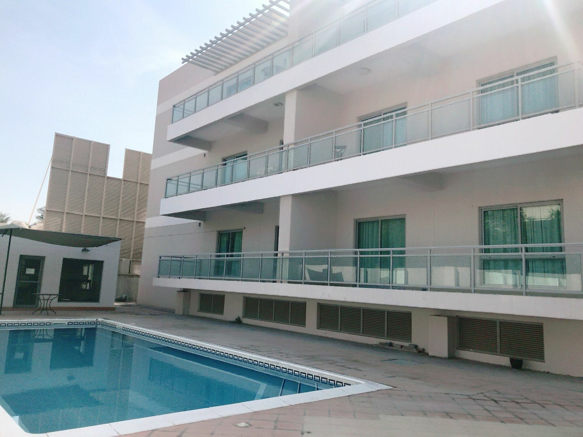 Stout Apartments Manama Exterior foto